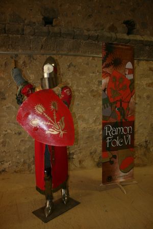 Representació de  Ramon Folc VI (1229 - 1320). Va encapçalar la revolta nobiliària (1274). Aquesta va fracassar i en conseqüència va ser empresonat a Balaguer (Lleida).