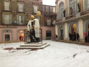 Aspecte que presentava l'entrada al Teatre-Museu Salvador Dalí