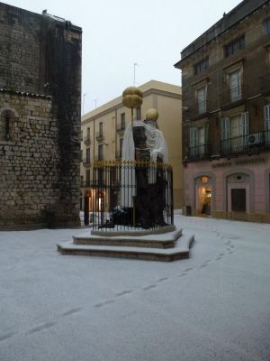 El centre de Figueres semblava nevat