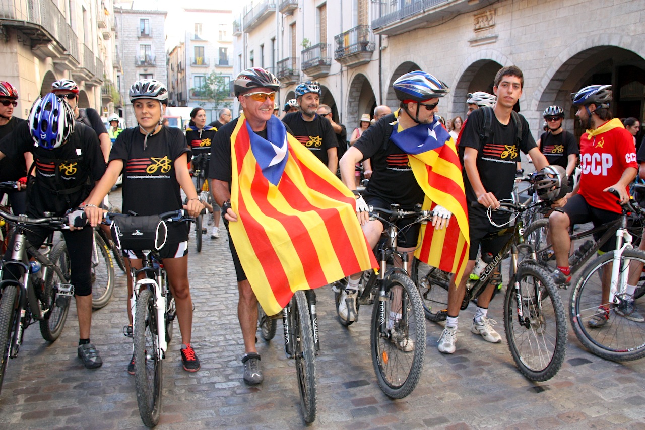 Resultat d'imatges de pedalem per la independencia