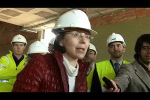 Tura visita la futura presó de Figueres