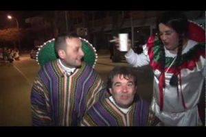 Animada rua del Carnaval de Llançà