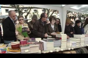 Diada de Sant Jordi 2012 a Figueres