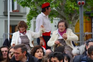 Les filadores que es podien veure a la plaça de l'Ajuntament de Ripoll