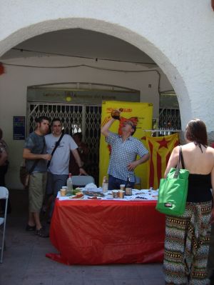 Parada amb el menjar típic de Catalunya.