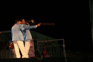 Ball de festa amb l'orquestra Selvatana a l'Era de Cal Cigarro