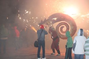 Correfoc i plaçafoc protagonitzat pels Diables de l'Onyar