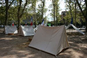 Campament de reclutament, dels francesos