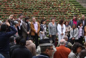 Les autoritats locals inaugurant el Girona Temps de Flors