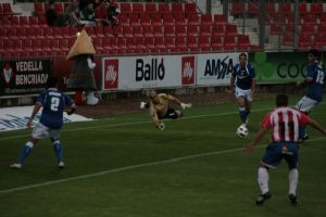 El gran treball de l'equip local va acabar amb una fantàstica actuació contra el Xerez i una golejada de quatre gols (4-2)