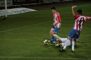 El gran treball de l'equip local va acabar amb una fantàstica actuació contra el Xerez i una golejada de quatre gols (4-2)