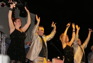 Ball de festa major a l'Era de Cal Cigarro amb l'Orquestra Maravella, a la nit del diumenge 24 de juliol