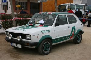 Un altre vehicle clàssic preparat per competir en rallies