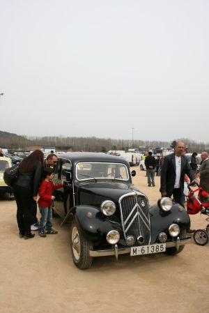 Els vehicles clàssics van despertar una gran espectació entre petits i grans