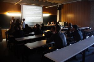 Una de les poques aules on aquest matí s'ha fet classe, a la facultat de Lletres.