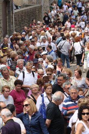 Milers de persones han omplert els carrers de Girona