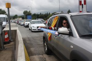 Les cues s'han mantingut durant una hora i mitja