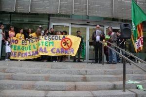La manifestació ha acabat davant la delegació de la Generalitat a Girona