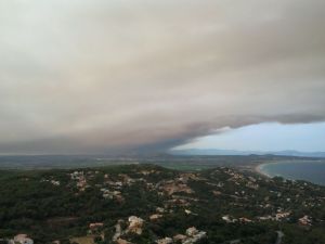 La columna vista des del municipi de Begur