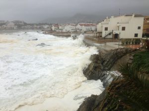 El mal estat de la mar ha castigat la costa de Llançà