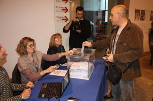 Girona supera el 20% de participació a l'espera del recompte final