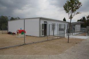 La Generalitat permetrà a uns pares construir una nova escola a Salt