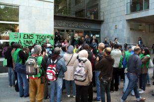 Dos membres de la PAH Girona podrien anar a judici