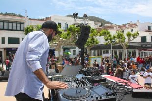 El vent obliga a canviar d'ubicació el SonarKids de Port de la Selva