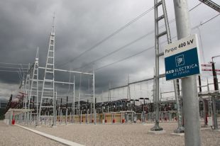 Llum verda per construir el ramal i la subestació de la MAT a Riudarenes 