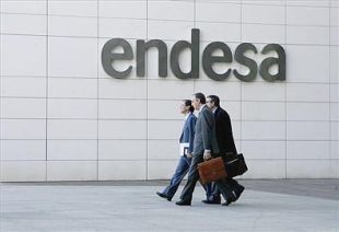 Endesa pagarà entre 60 i 80 euros per dia als gironins que va deixar sense llum durant la nevada