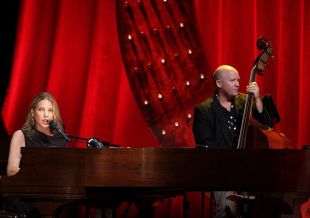 Diana Krall enamora el públic de Cap Roig