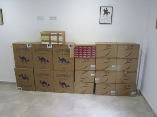 Intercepten a Puigcerdà un jove amb 6.250 paquets de tabac 