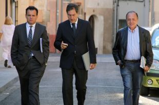 L'alcalde de Platja d'Aro declara al jutjat imputat per prevaricació i tràfic d'influències
