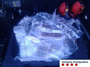 Detingut un conductor temerari amb 26 kg de haixix a sobre