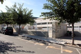 Cinc alumnes de l'IES Llançà, denunciats per ciberassetjament
