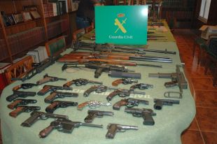 La Guàrdia Civil deté un home a Celrà per tinença il·lícita d'armes 