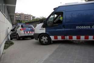 Presó sense fiança per a l'home que va matar-ne un altre a trets en el cementiri de Figueres