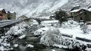 Protecció Civil demana extremar la precaució pel temporal de vent, pluges i neu 