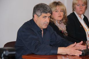 Luque descarta dimitir i posa el càrrec de regidor a disposició de l'alcalde de Sant Feliu de Guíxols 