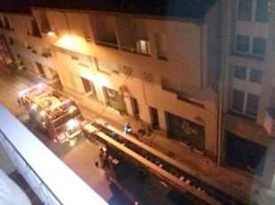 Tres intoxicats lleus en l'incendi d'una xemeneia en un habitatge d'Olot
