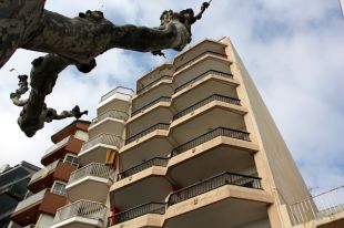 L'acusat d'assassinar a ganivetades el fillol d'un capellà en un pis de Blanes, a judici