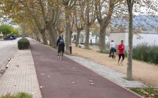 Sancionades cinc persones que passejaven per l'Estany de Banyoles en ple confinament