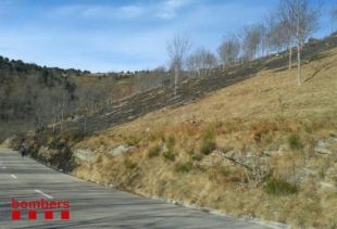 Un incendi crema 1,2 hectàrees de superfície agrícola a Molló