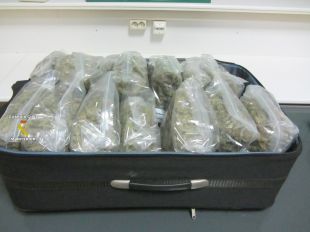 Detenen una dona amb prop de sis quilos de marihuana a La Jonquera