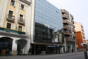 Entren a robar a les oficines d'una empresa de neteja del centre de Girona