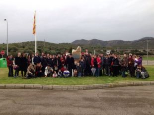 Un centenar de persones recorden Carles Sabater en el 15è aniversari de la seva mort 