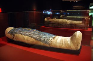 El CaixaForum Girona desgrana els secrets de la momificació dels egipcis
