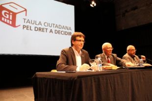 La taula gironina pel dret a decidir intenta convèncer els barris de Girona