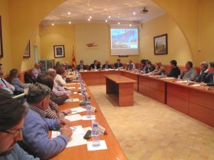 Els alcaldes del Baix Empordà aprenen com obligar a fer franges de protecció als boscos
