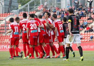 Golejada del Girona al Mirandés per mantenir-se (4-0)